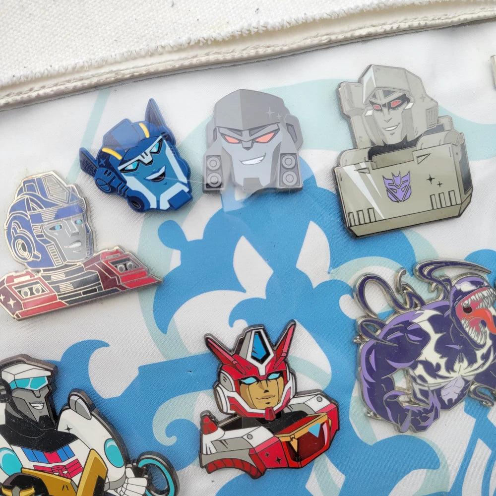 Gummy pin on ita bag